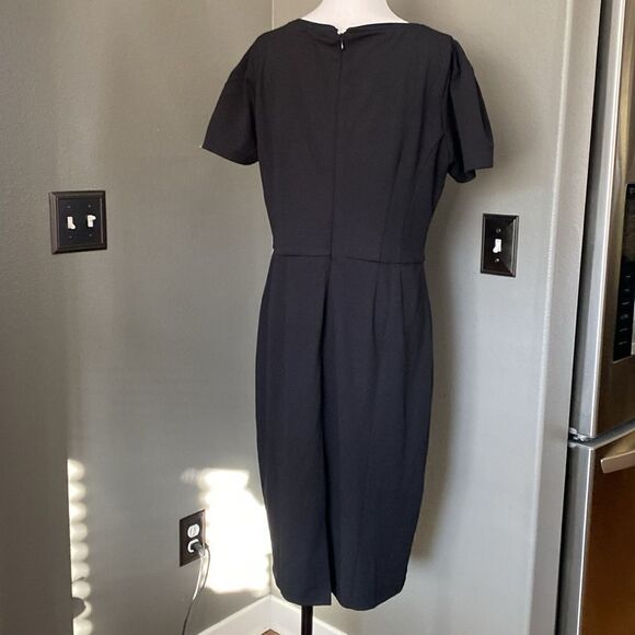 CLAUDIA by MAGGY LONDON black sheath dress flutter sleeves - Picture 10 of 13